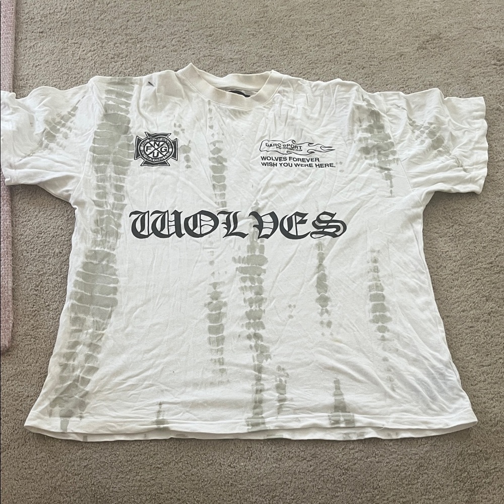Darc Sport White and Gray Wolves Tee